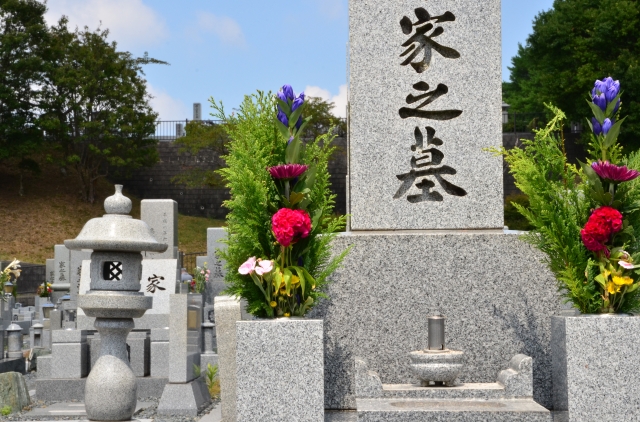 千葉の墓地をお探しならアクセスも良く自然豊かな環境が魅力の【宗教法人祖敬会】の公園墓地へ
